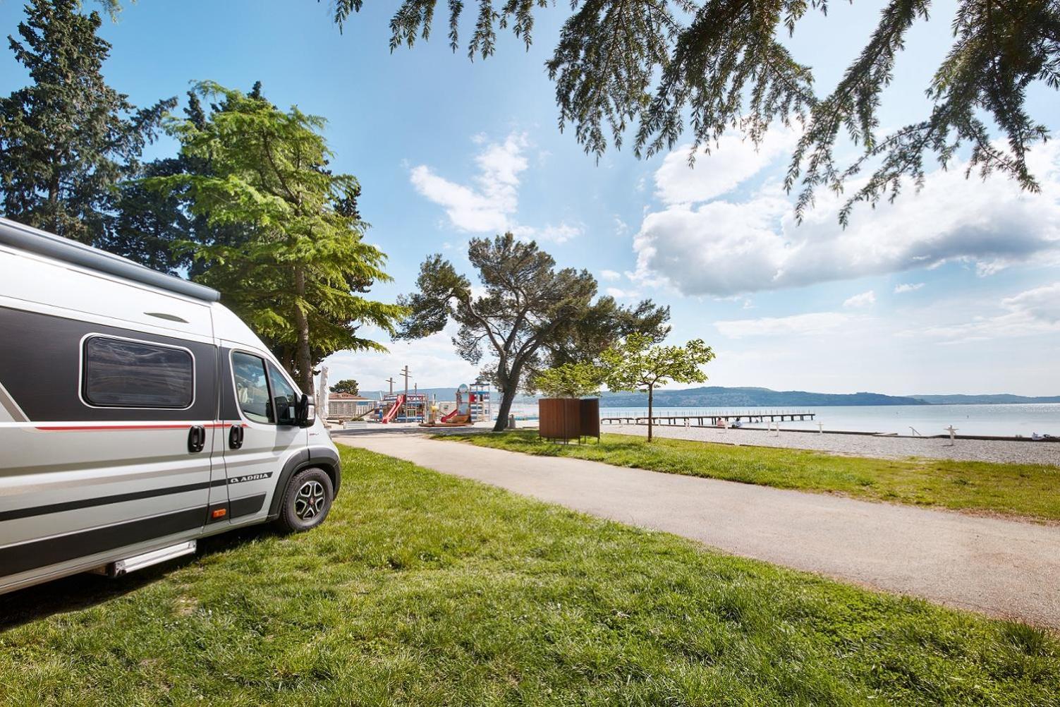 Camping Adria Ankaran - Pitches Buitenkant foto