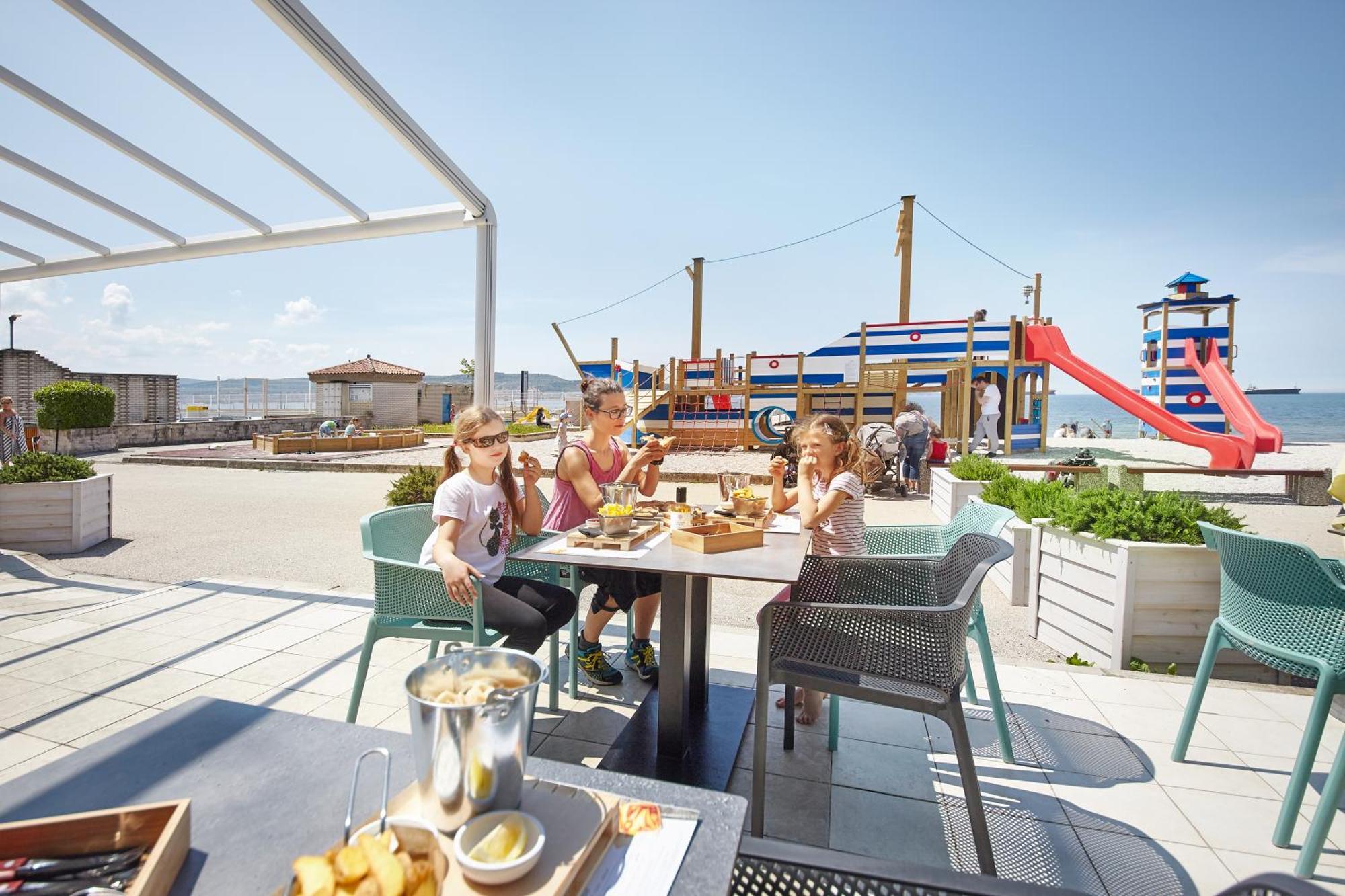 Camping Adria Ankaran - Pitches Buitenkant foto